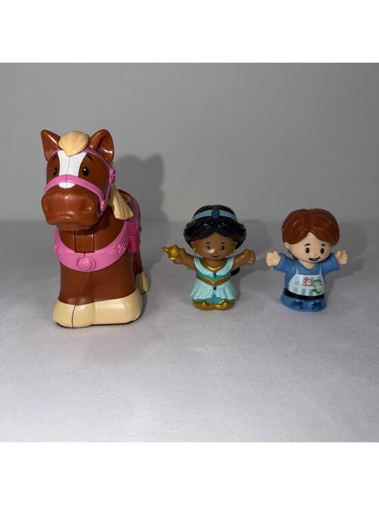 Fisher-Price Other - Fisher Price Little People Bundle - Jasmine, Horse, Pizza Boy